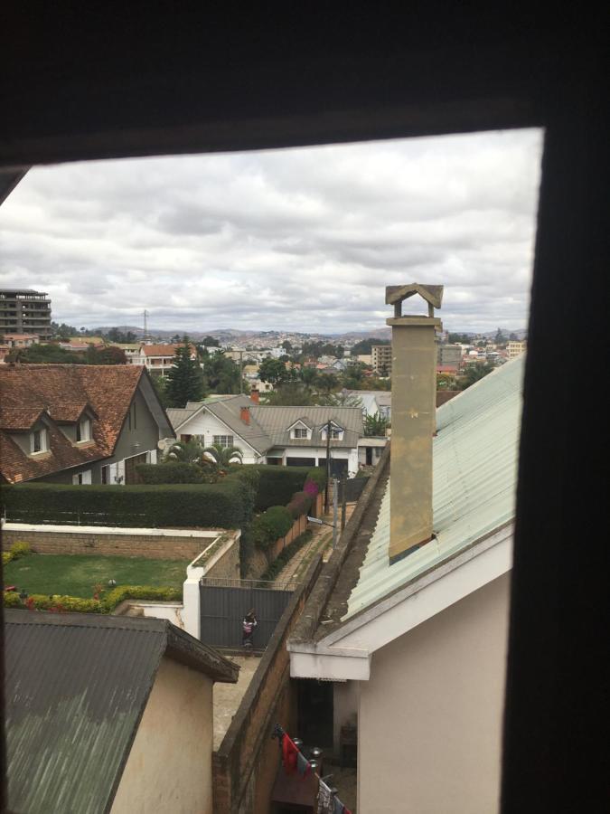 Le Fumoir Guest House Chambre Double Antananarivo Bagian luar foto