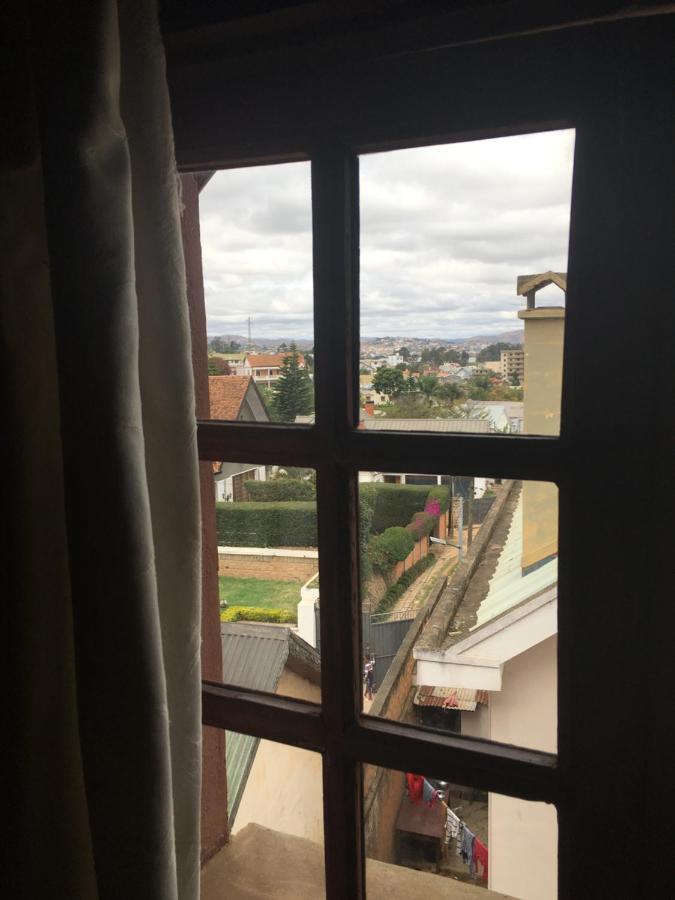 Le Fumoir Guest House Chambre Double Antananarivo Bagian luar foto