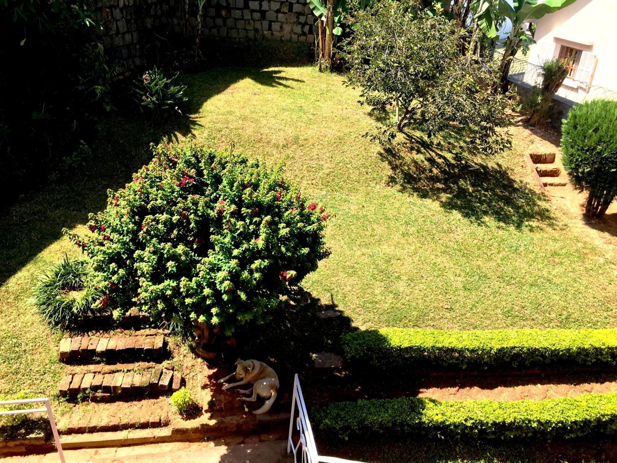 Le Fumoir Guest House Chambre Double Antananarivo Bagian luar foto