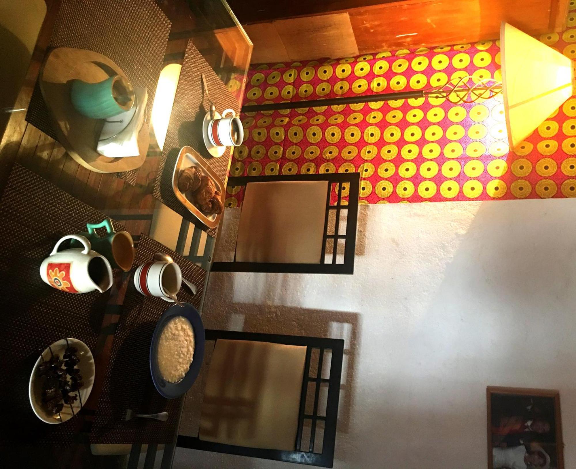 Le Fumoir Guest House Chambre Double Antananarivo Bagian luar foto